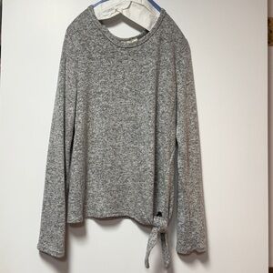 Light weight gray & black sweater. EUC